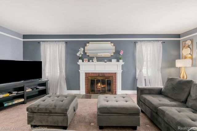 16880 Fielding Street, Detroit, MI 48219