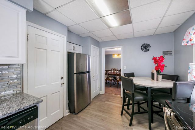 16880 Fielding Street, Detroit, MI 48219