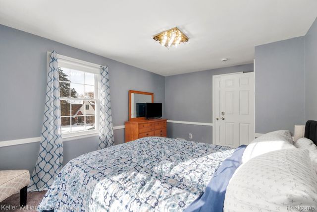 16880 Fielding Street, Detroit, MI 48219