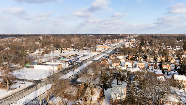 16880 Fielding Street, Detroit, MI 48219