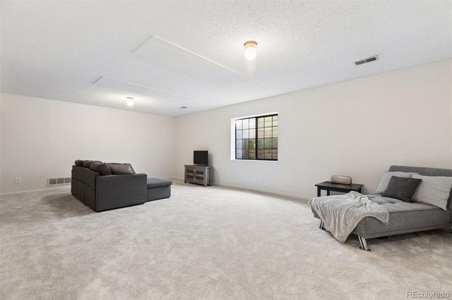 8040 E Dartmouth Avenue 13, Denver, CO 80231