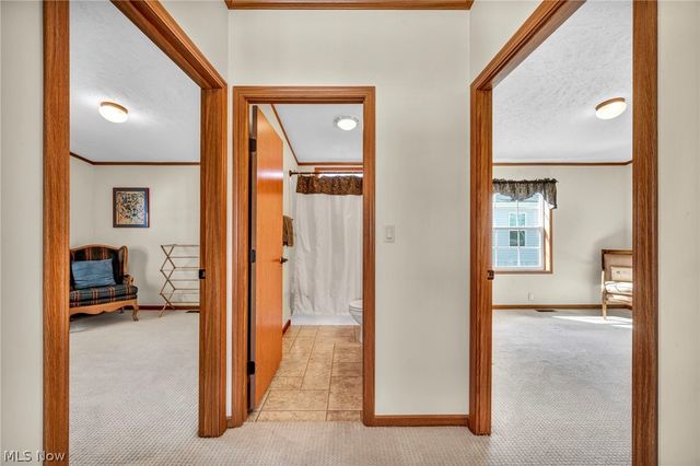 378 Pin Oak, Elyria, OH 44035