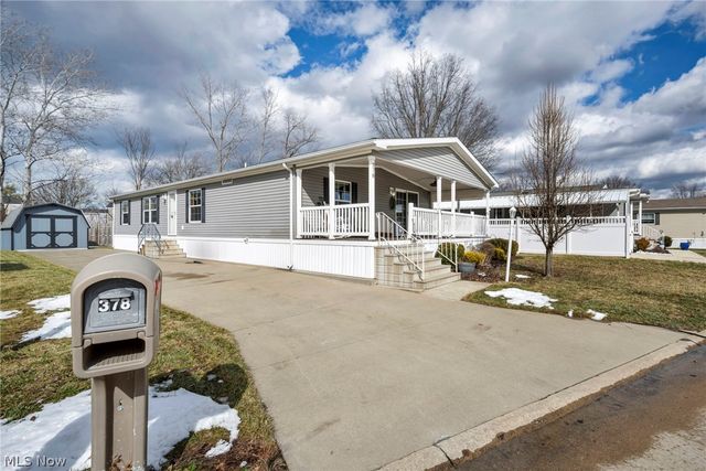 378 Pin Oak, Elyria, OH 44035