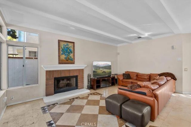 588 Hillsborough, Corona, CA 92879