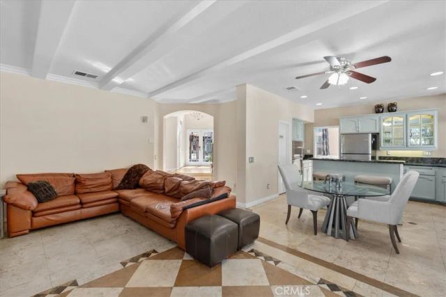 588 Hillsborough, Corona, CA 92879