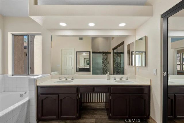 588 Hillsborough, Corona, CA 92879