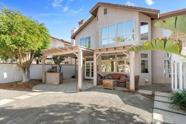 588 Hillsborough, Corona, CA 92879
