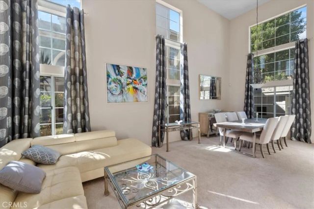 588 Hillsborough, Corona, CA 92879