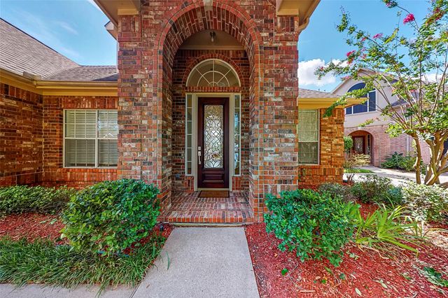 402 Bay Bridge Drive, Sugar Land, TX 77478