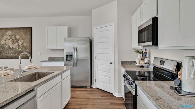 393 Jackson Point Circle A, Huntsville, AL 35811