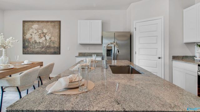 393 Jackson Point Circle A, Huntsville, AL 35811