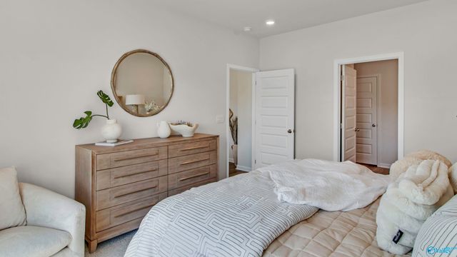 393 Jackson Point Circle A, Huntsville, AL 35811