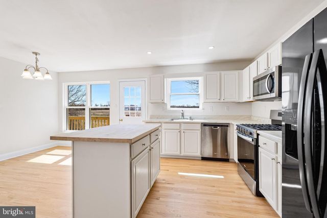 244 PRESTWICK LN, New Castle, DE 19720
