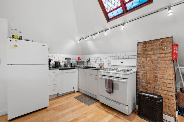 610 E 16th Street, Minneapolis, MN 55404