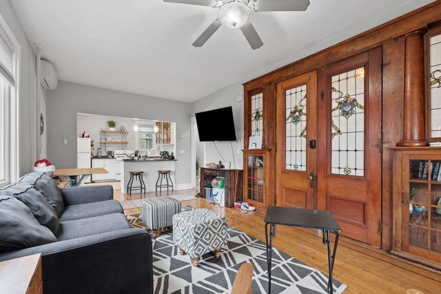 610 E 16th Street, Minneapolis, MN 55404