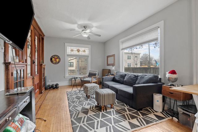 610 E 16th Street, Minneapolis, MN 55404