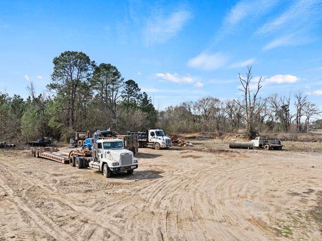 760 E 16th Street, Mt Pleasant, TX 75455