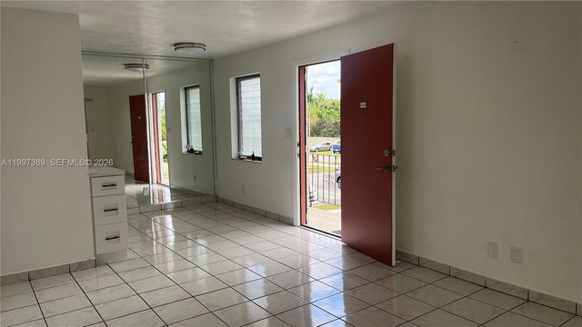 8701 SW 141st Street B8, Palmetto Bay, FL 33176