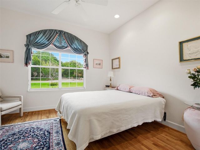 552 BOTTLEBRUSH COURT, New Smyrna Beach, FL 32168