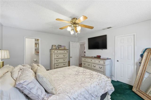 8801 Hickory, California City, CA 93505