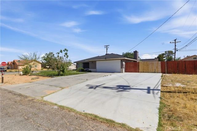 8801 Hickory, California City, CA 93505