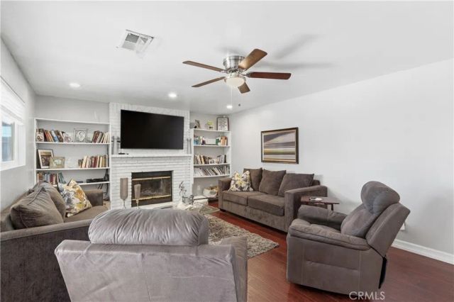8801 Hickory, California City, CA 93505
