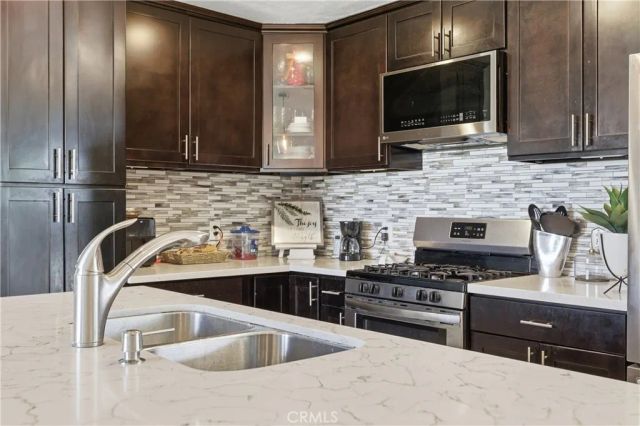 8801 Hickory, California City, CA 93505