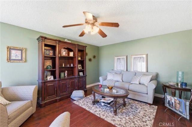 8801 Hickory, California City, CA 93505