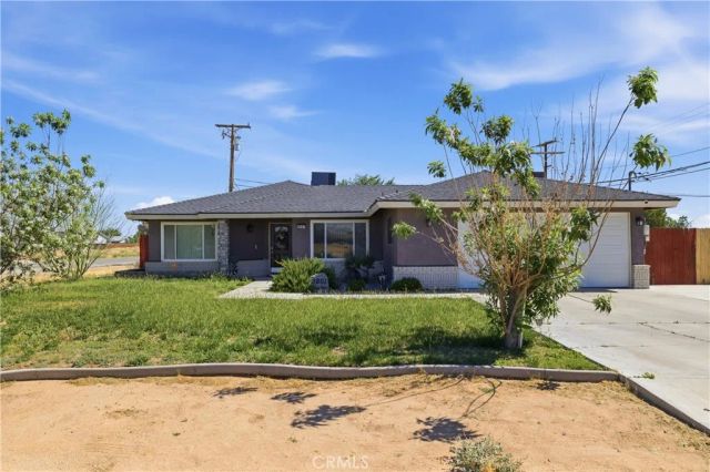 8801 Hickory, California City, CA 93505