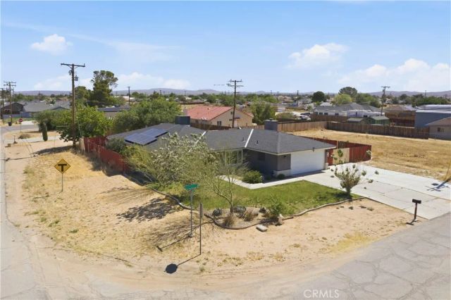 8801 Hickory, California City, CA 93505