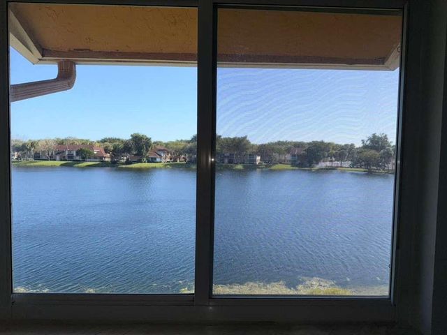 788 NW 92nd Avenue, Plantation, FL 33324