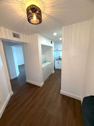 788 NW 92nd Avenue, Plantation, FL 33324