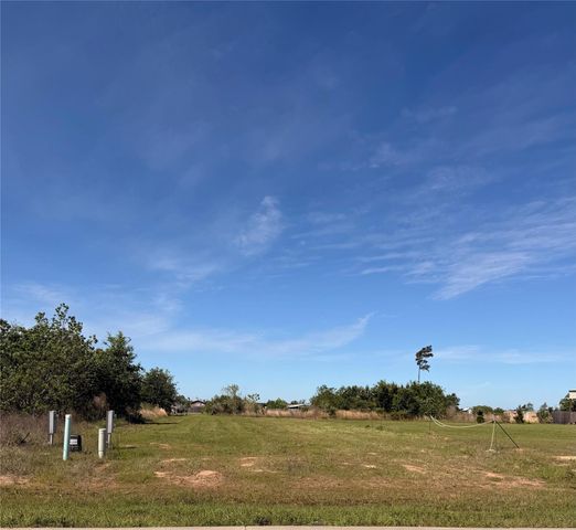 755 Road, Cleveland, TX 77327