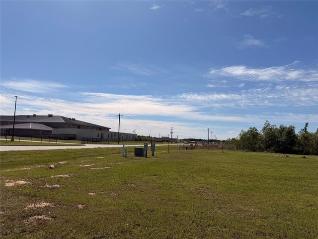 755 Road, Cleveland, TX 77327