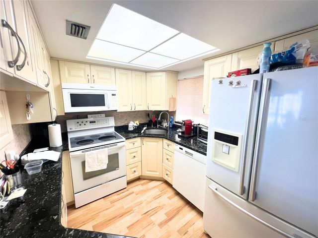 3755 S SCHOOL AVENUE 41, Sarasota, FL 34239