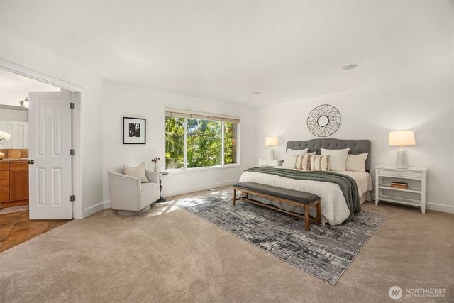 1032 272nd Place SE, Sammamish, WA 98075
