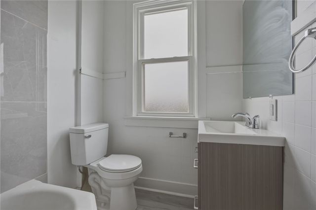 307 Birmingham Ave, Carrick, PA 15210