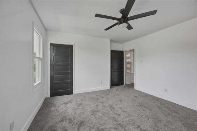 307 Birmingham Ave, Carrick, PA 15210