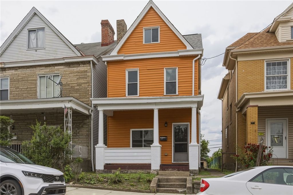 307 Birmingham Ave, Carrick, PA 15210