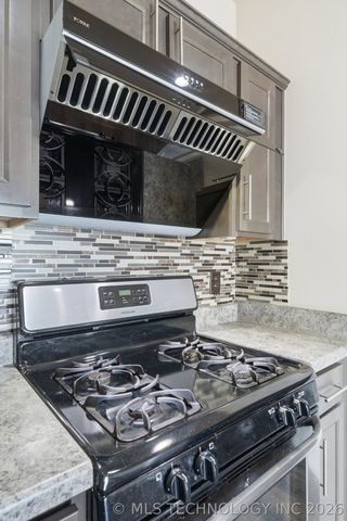 6057 E 147th Street S, Bixby, OK 74008