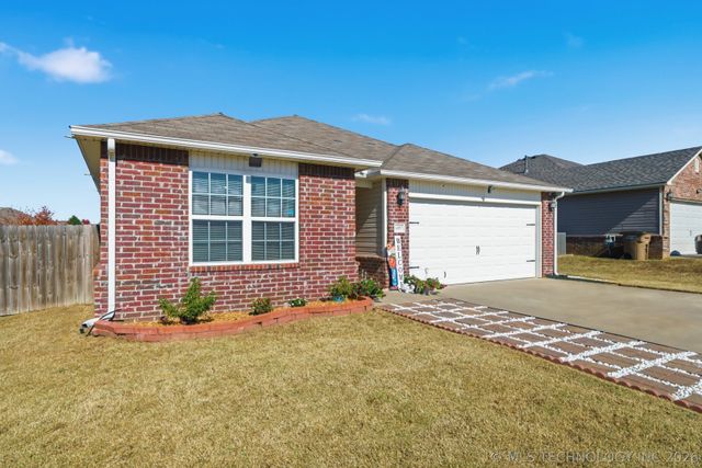 6057 E 147th Street S, Bixby, OK 74008