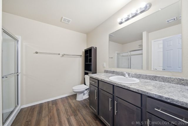 6057 E 147th Street S, Bixby, OK 74008