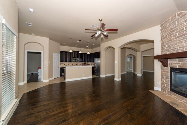 609 Rockhurst Trail, Keller, TX 76248