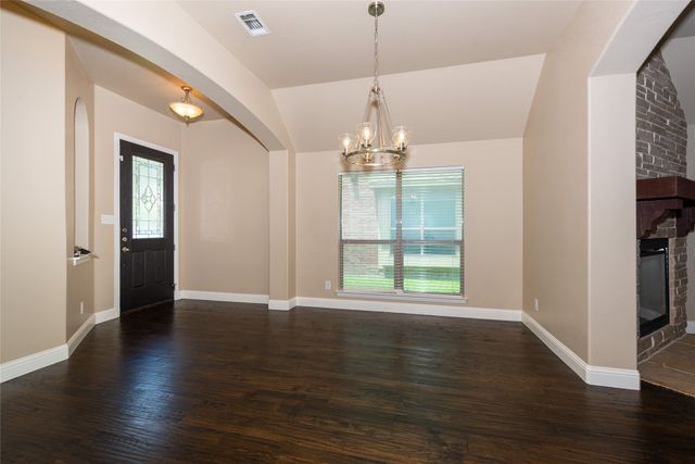 609 Rockhurst Trail, Keller, TX 76248