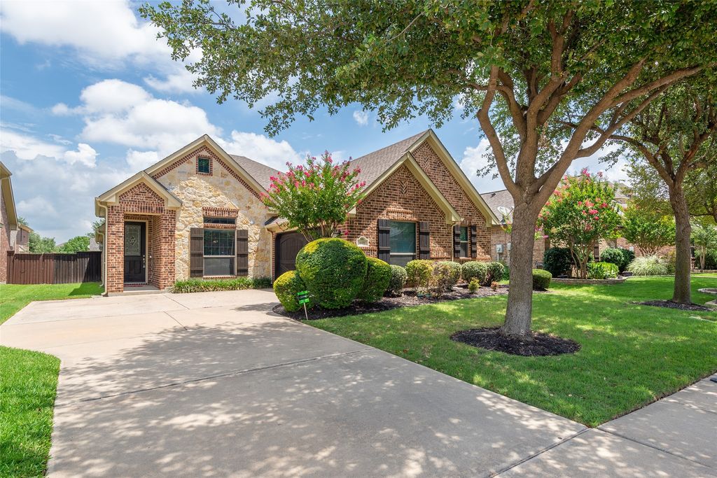 609 Rockhurst Trail, Keller, TX 76248