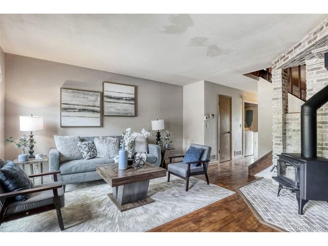11913 E Kepner Dr, Aurora, CO 80012