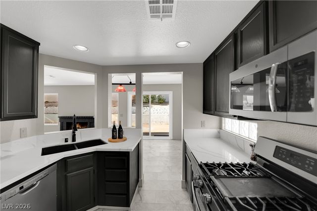1433 Pathfinder Road, Henderson, NV 89014