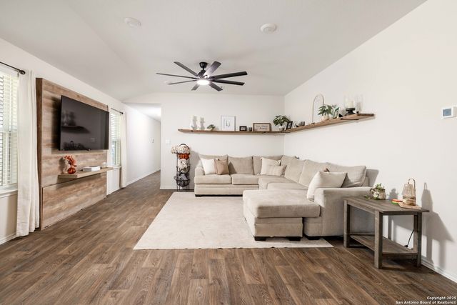 1708 Chianti Pass, New Braunfels, TX 78130