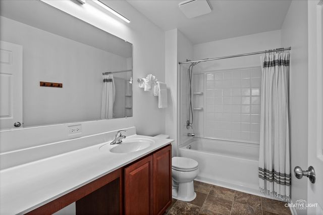 2325 Brookstone Drive, Bolingbrook, IL 60490