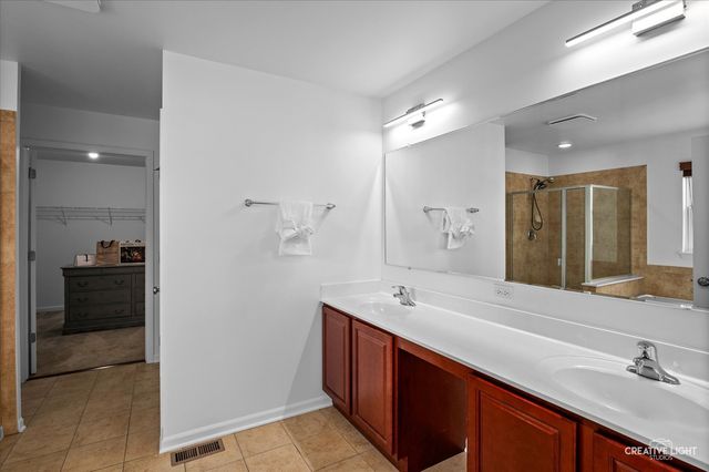 2325 Brookstone Drive, Bolingbrook, IL 60490